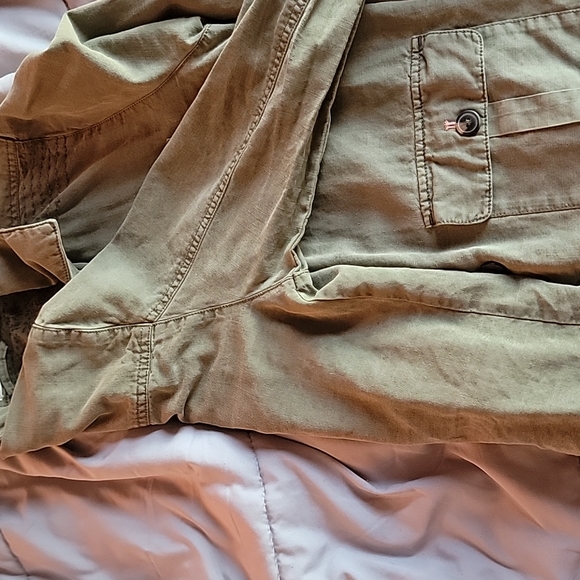 Green jacket - Picture 2 of 3